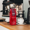 Caffè Mauro Maestoso mit dichter Crema, kräftigem Körper und kalabrischer Espresso-Röstung im Test.