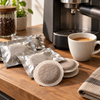 Verschiedene Packungsgrössen von E.S.E. Pads für Espresso im direkten Vergleich