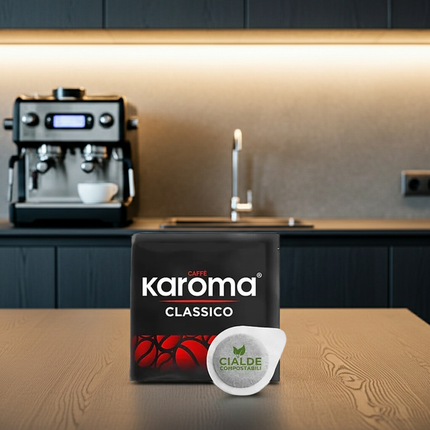 Caffè Karoma Classico 50 Pads: Intensives Aroma und samtige Textur für den perfekten Cappuccino-Moment.