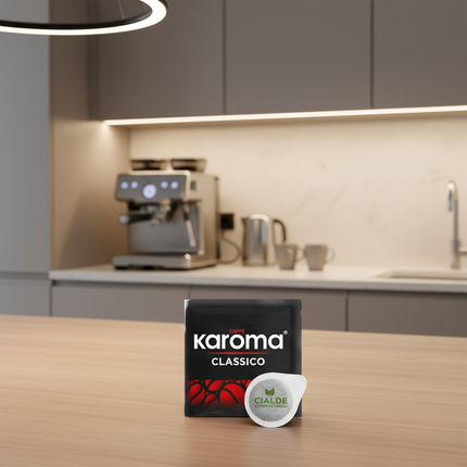 Karoma Classico E.S.E. Pads: Umweltfreundliche Portionen aus Filterpapier für eine saubere Zubereitung.