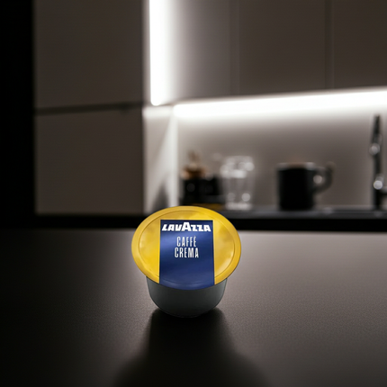 Milder Kaffeegenuss: Lavazza BLUE Caffè Crema – Ausgewogene Arabica-Bohnen für das Büro oder Zuhause.