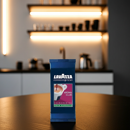 Büro-Kaffee Schweiz: Lavazza Aroma Club Gran Espresso – Die kraftvolle Premium-Wahl für den Arbeitsplatz.
