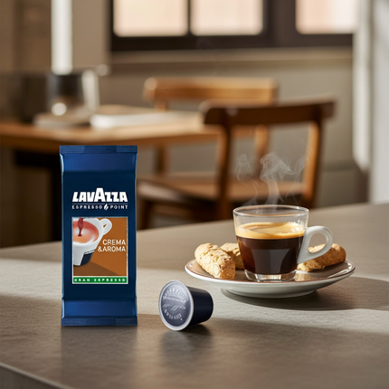 Zubereitung Crema e Aroma Gran Espresso – Zeigt die dichte Textur und die typische Crema des Espresso Point Systems.