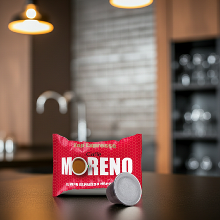 Caffè Moreno Top Espresso – Fokus auf die haselnussbraune Crema und das würzige Geschmacksprofil.