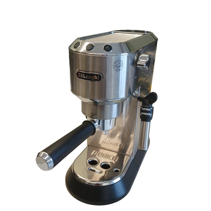 DeLonghi EC685 Dedica silber gebraucht – kompakte Siebträgermaschine für Espresso mit 3 Monaten Garantie