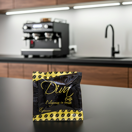 Diva Caffè Espresso 100 Stk.: Kraftvolle neapolitanische Röstung ideal für alle gängigen E.S.E. Pad-Systeme.