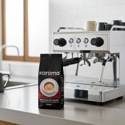 Intensiver Espresso Karoma Rosso – Kaffeebohnen mit Noten von Zartbitterschokolade und Edelholz