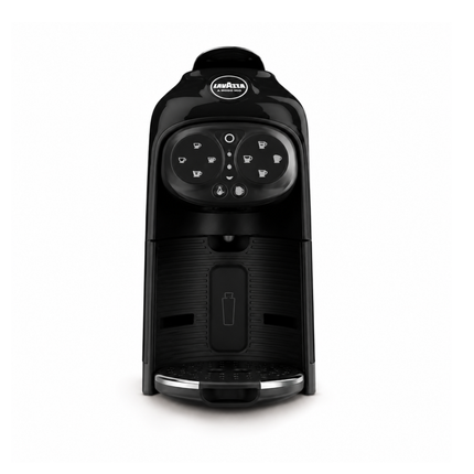 Schwarze Lavazza Deséa mit cremigem Cappuccino und Espresso auf einer eleganten Küchenarbeitsplatte