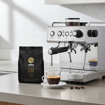 1kg Packung Lavazza Kafa Forest – Nachhaltig gewonnener Regenwald-Kaffee in der schwarzen Aroma-Dose