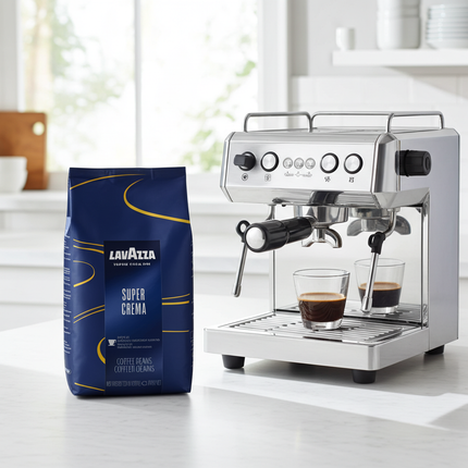 Frisch gebrühter Schümli-Kaffee mit Lavazza Super Crema – Zeigt die dichte, hellbraune Schaumkrone