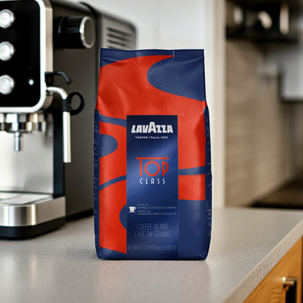 Frisch extrahierter Espresso mit Lavazza Top Class – Zeigt die goldbraune Crema und sirupartige Textur