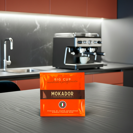 Kaffeepads für Schümli: Mokador Tazza Grande 60/40 im 200 Stück Karton für maximale Frische.